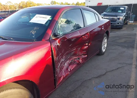 2019 Dodge Charger Sxt Rwd z USA, uszkodzony, nr VIN 2C3CDXBG8KH720508